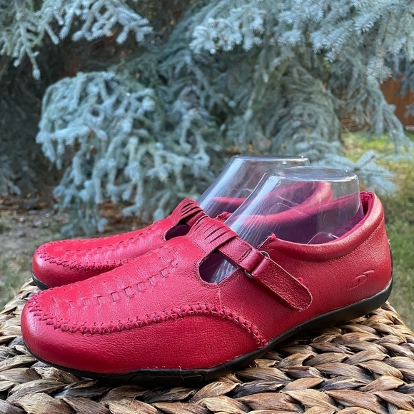NEW Red Leather Air-Pillow Insoles Driving Moccasin T-Strap Mary Jane Flats. 10 - Picture 4 of 11